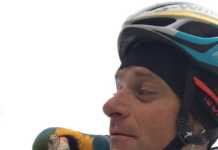 Addio a Scarponi. Anche il pappagallo Franky omaggia il campione