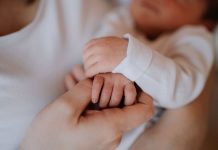 Maternità surrogata in Italia: necessaria legge a tutela dei minori