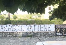 Guarascio Vattene: anche Bisignano si unisce ai tifosi cosentini guarascio vattene
