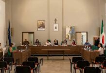 Mancata notifica PEC al consigliere Nicoletti: rinviato il consiglio comunale